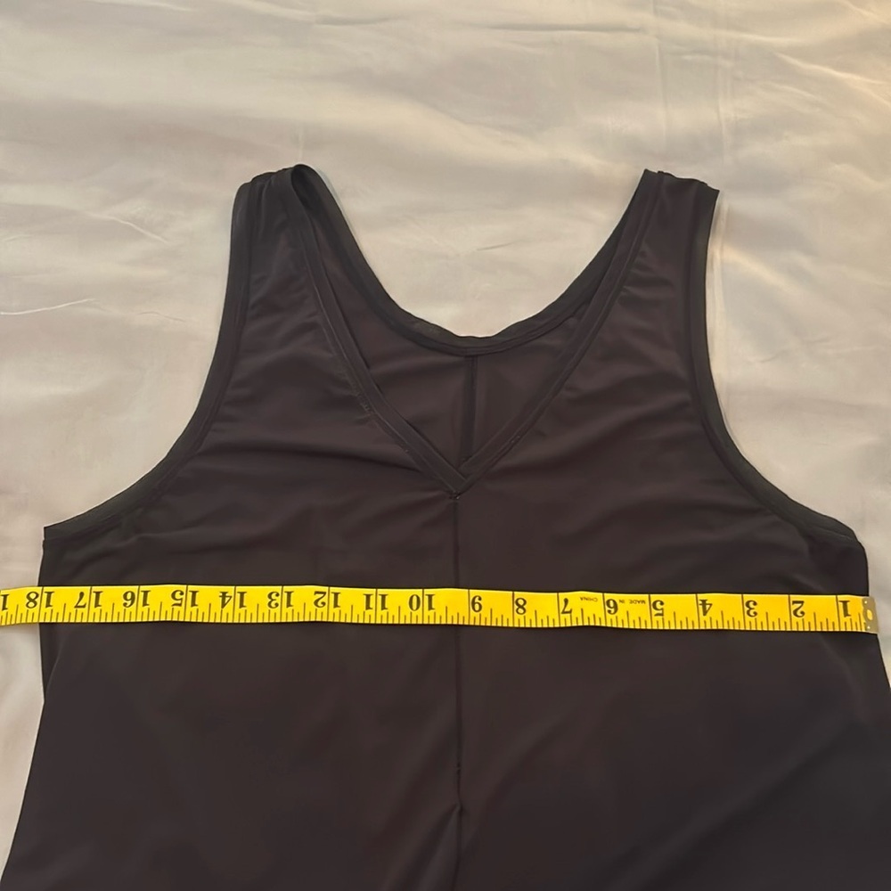 Lululemon Sculpt Tank - Picture 8 of 9